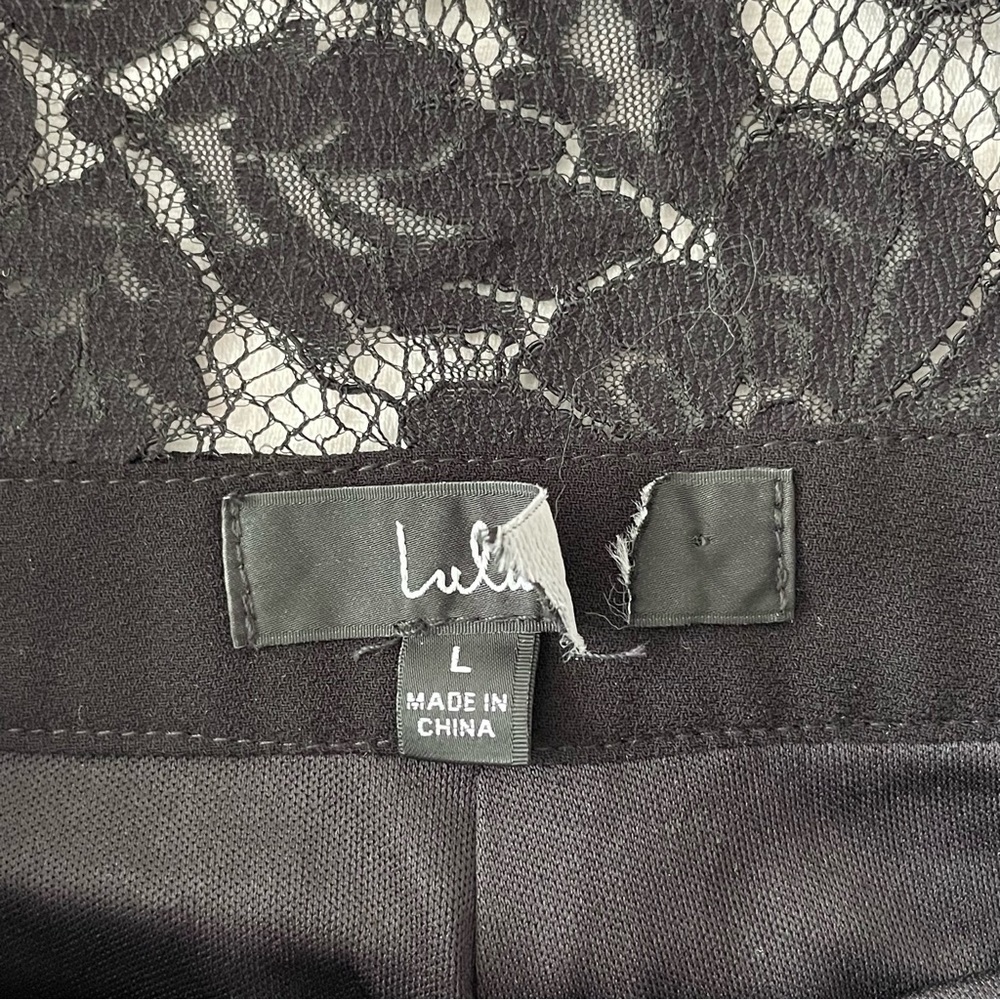 NWOT Lulus Kiska Black Lace Wide-Leg Jumpsuit Large - Picture 5 of 8